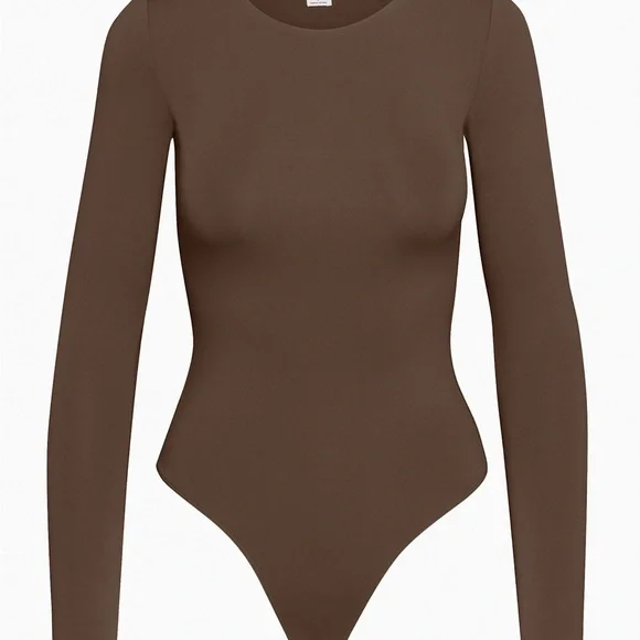 *BRAND NEW* Aritzia Babaton Contour Crew Longsleeve Bodysuit - Picture 8 of 10